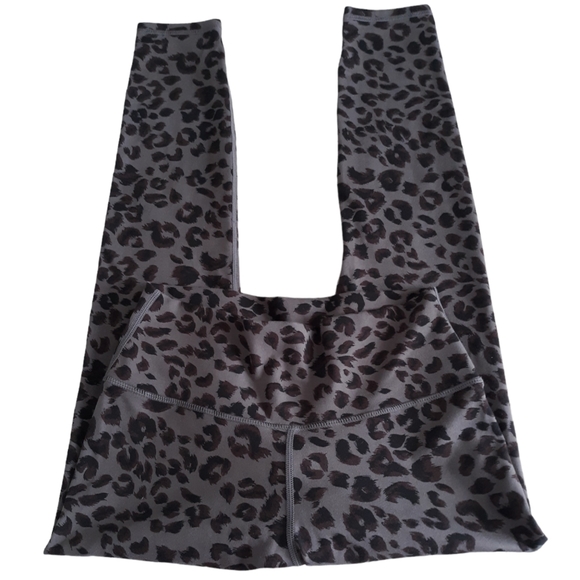 Varley Small Animal Leopard Cheetah Print Leggings - Picture 3 of 15